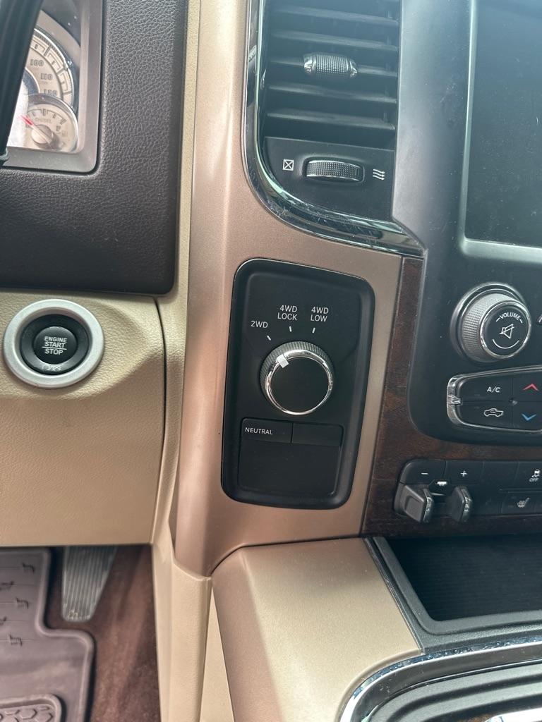 RAM 2500 Longhorn 4x4 Crew Cab 6'4" Box 2017