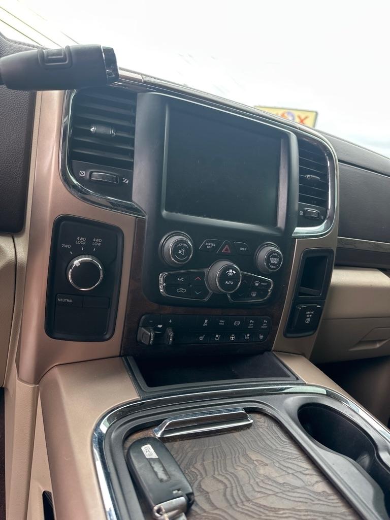 RAM 2500 Longhorn 4x4 Crew Cab 6'4" Box 2017