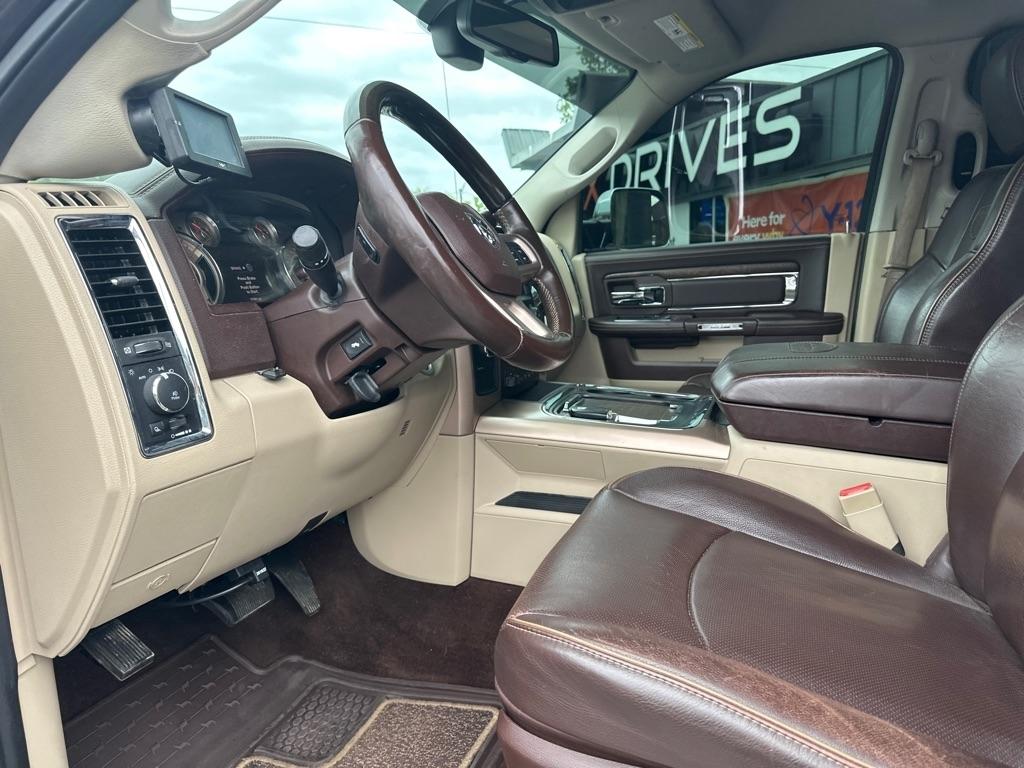 RAM 2500 Longhorn 4x4 Crew Cab 6'4" Box 2017