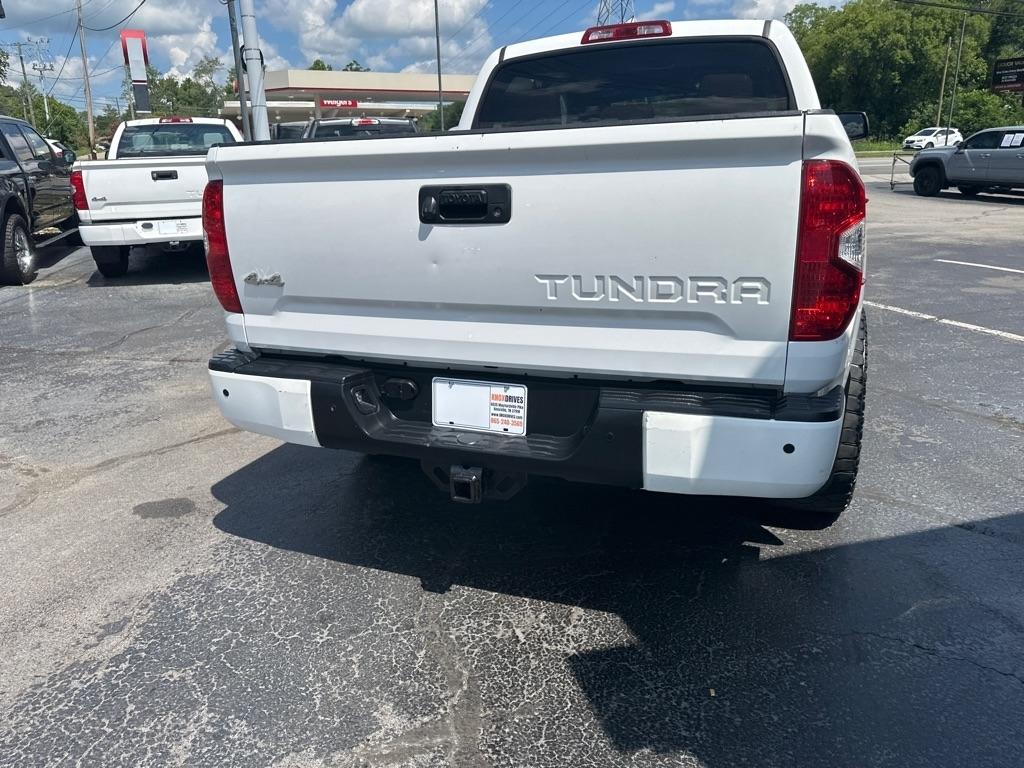 Toyota Tundra 4WD Truck CrewMax 5.7L V8 6-Spd AT Platinum (Natl) 2016