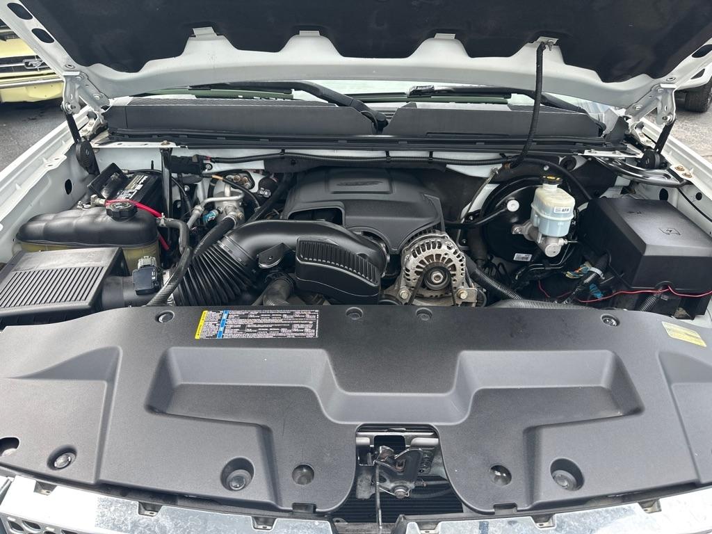 GMC Sierra 1500 4WD Crew Cab 143.5" Denali 2009