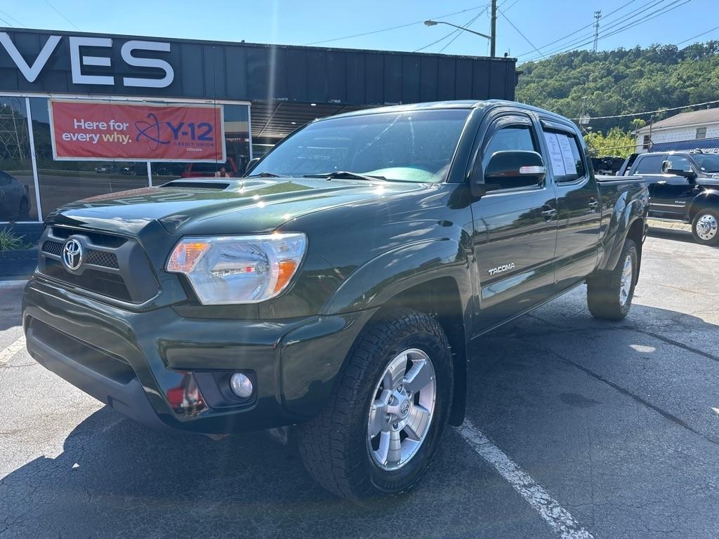 Toyota Tacoma 4WD Double Cab LB V6 AT (Natl) 2012