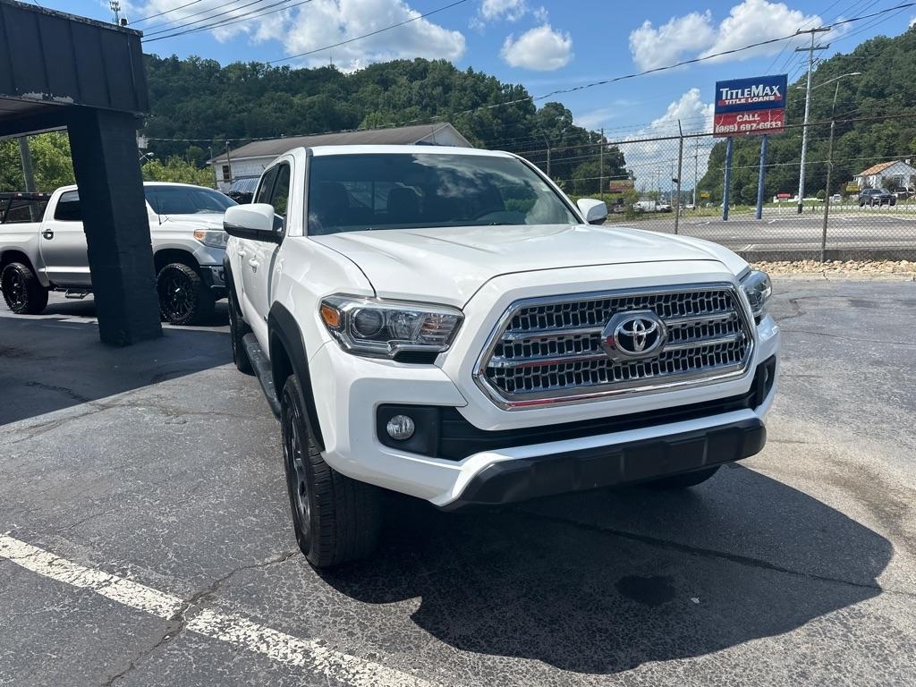 Toyota Tacoma TRD Off Road Double Cab 6' Bed V6 4x4 AT (Natl) 2017