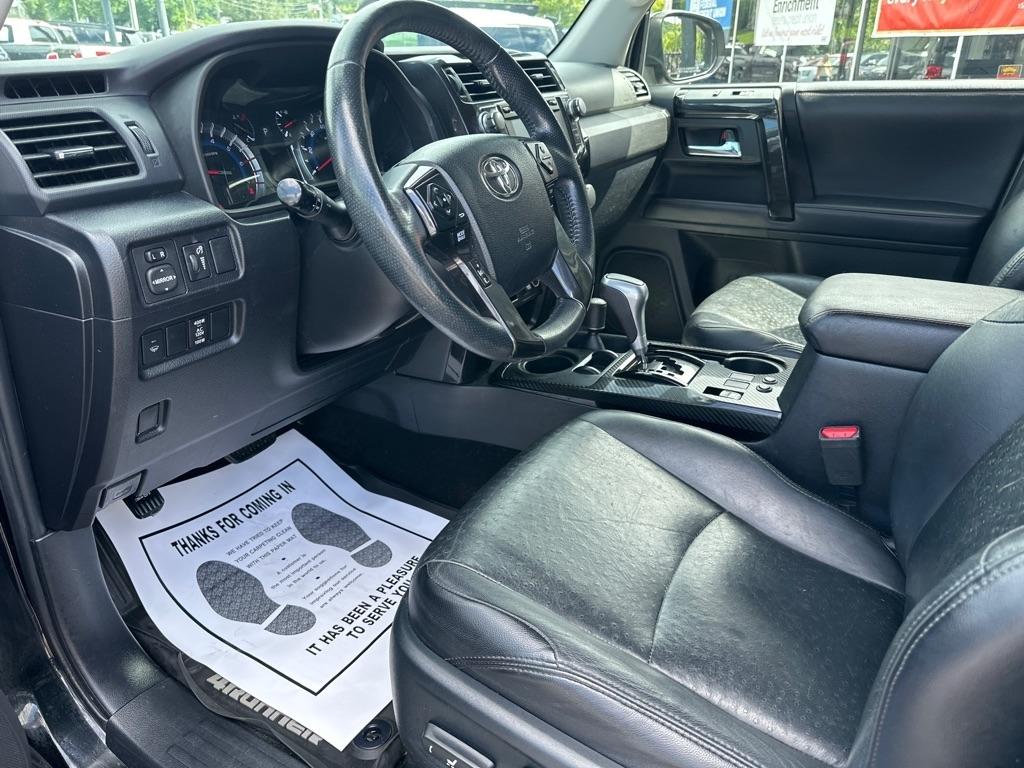Toyota 4Runner TRD Off Road Premium 4WD (Natl) 2018