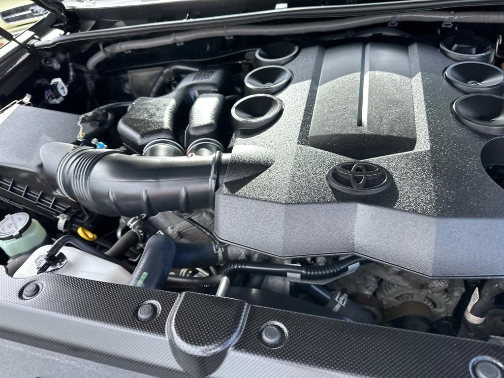 Toyota 4Runner TRD Off Road Premium 4WD (Natl) 2018