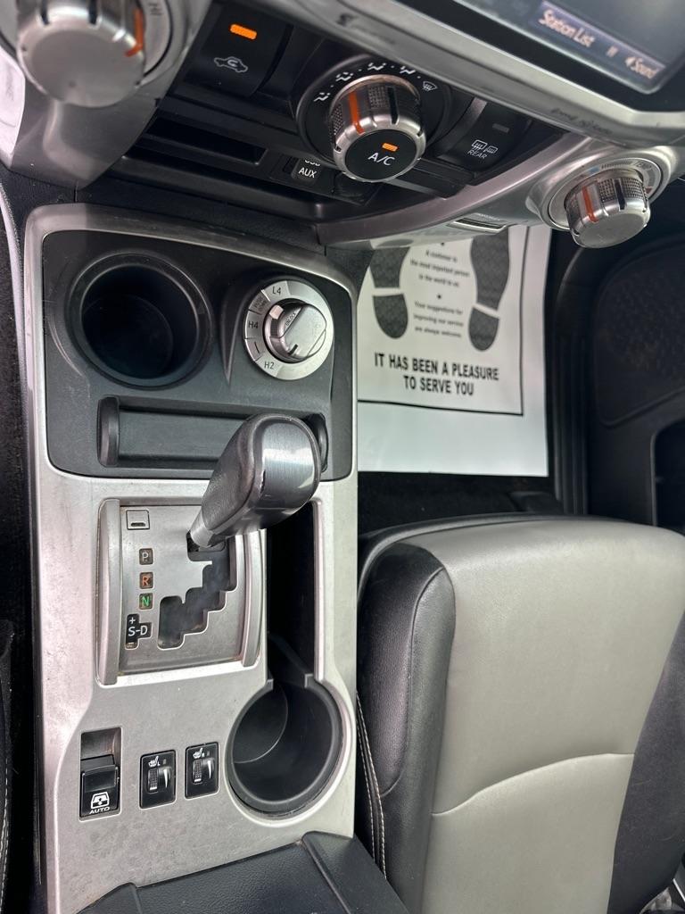 Toyota 4Runner TRD Off Road Premium 4WD (Natl) 2017