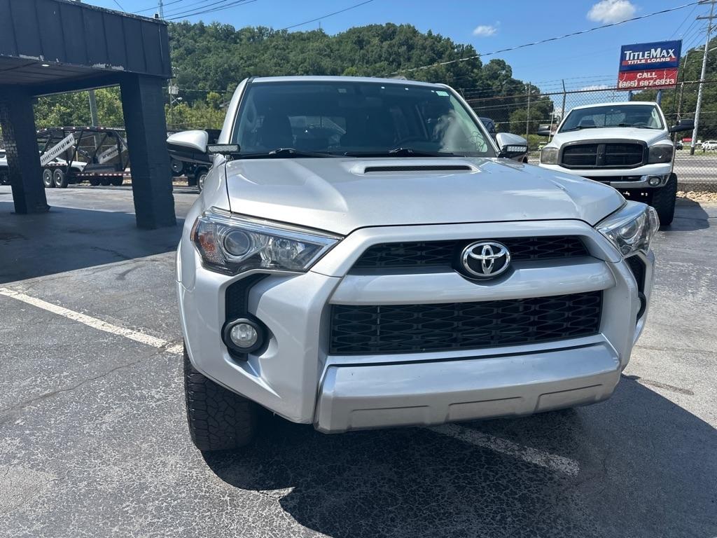 Toyota 4Runner TRD Off Road Premium 4WD (Natl) 2018