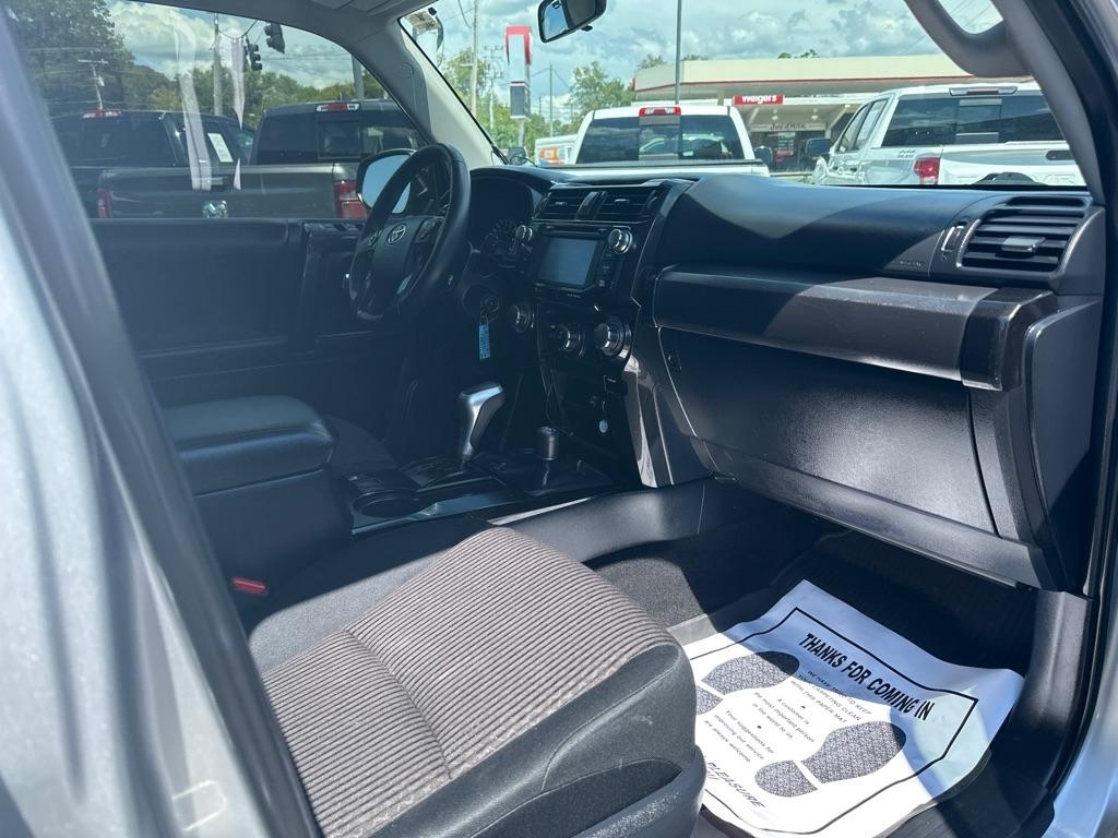 Toyota 4Runner TRD Off Road Premium 4WD (Natl) 2018
