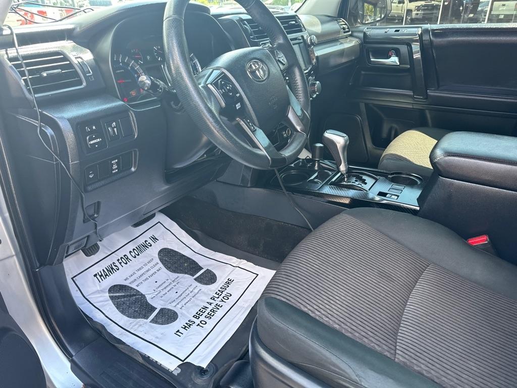 Toyota 4Runner TRD Off Road Premium 4WD (Natl) 2018