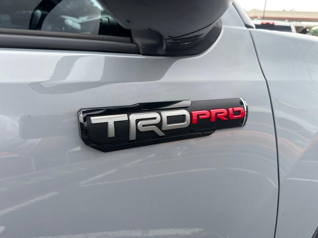Toyota Tacoma TRD Off Road Double Cab 5' Bed V6 4x4 MT (Natl) 2017