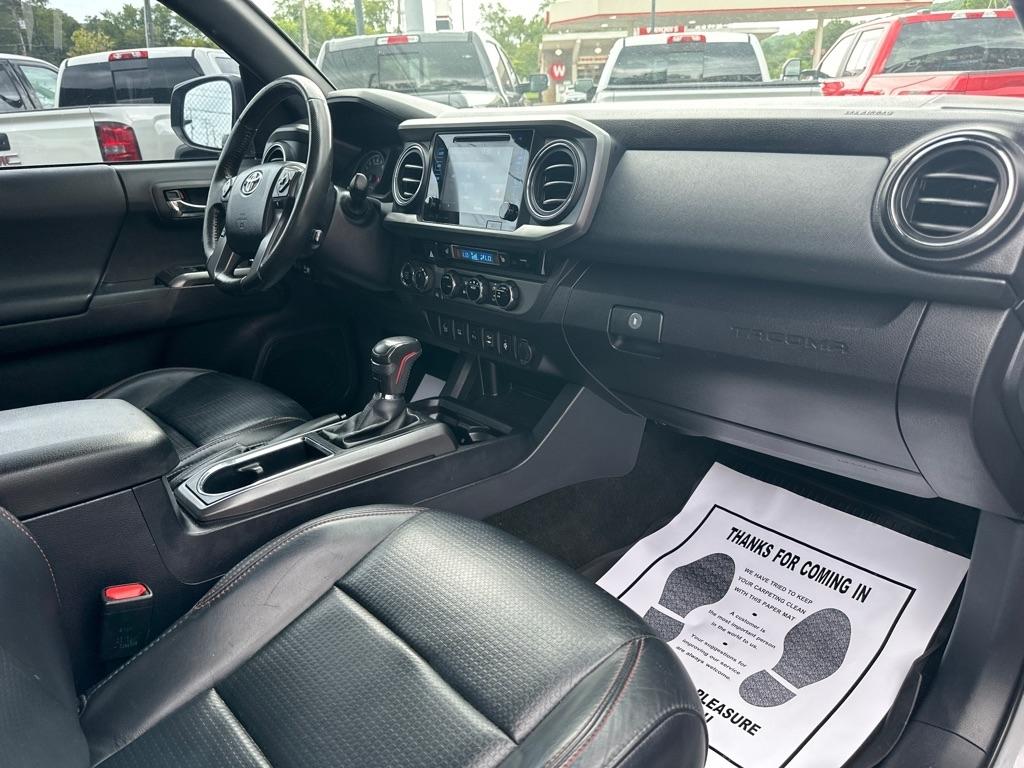 Toyota Tacoma TRD Off Road Double Cab 5' Bed V6 4x4 MT (Natl) 2017