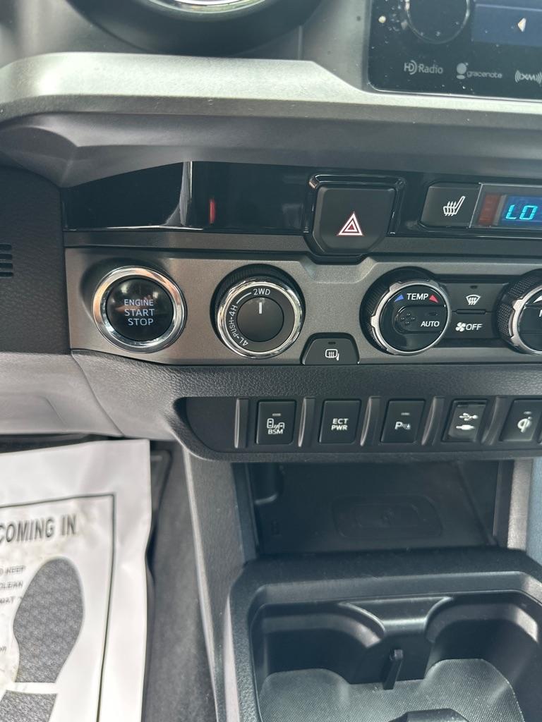 Toyota Tacoma TRD Off Road Double Cab 5' Bed V6 4x4 MT (Natl) 2017
