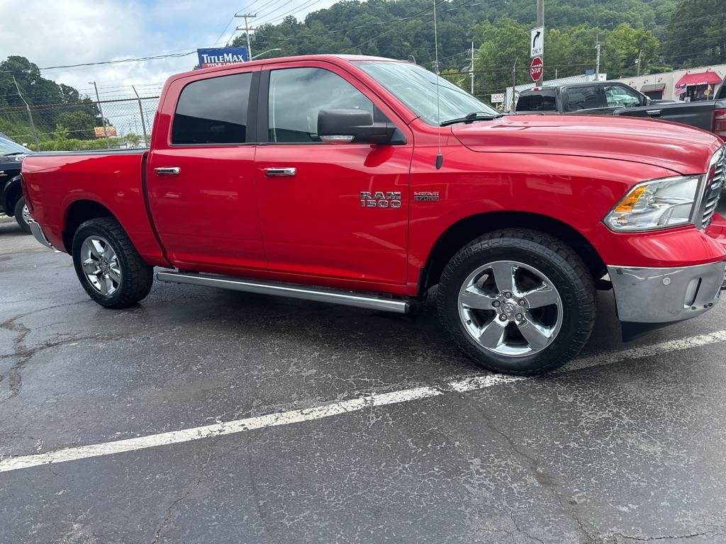 RAM 1500 4WD Crew Cab 140.5" Big Horn 2016