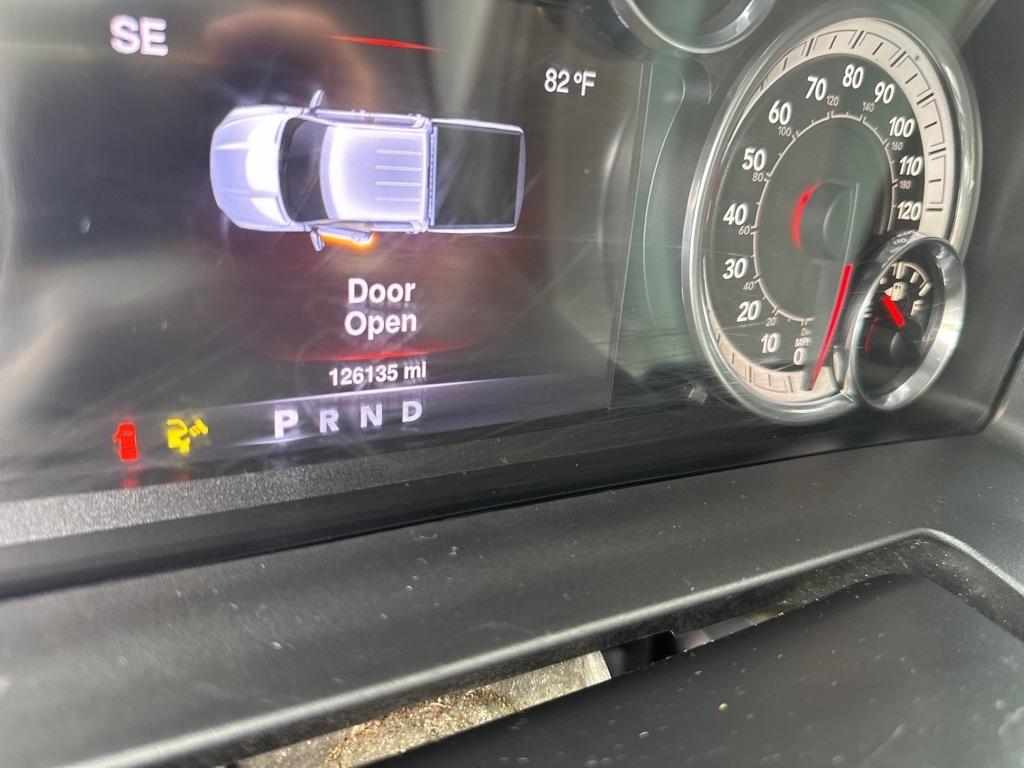 RAM 1500 4WD Crew Cab 140.5" Big Horn 2016