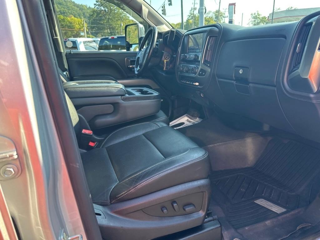Chevrolet Silverado 2500HD 4WD Crew Cab 153.7" LTZ 2019