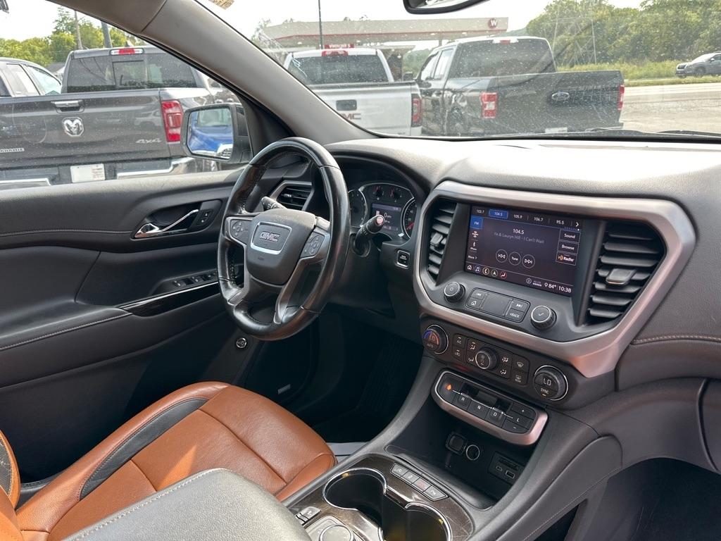 GMC Acadia AWD 4dr AT4 2020