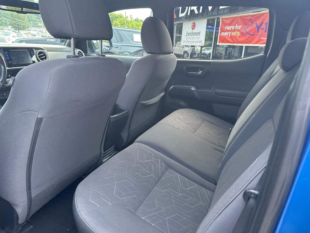 Toyota Tacoma TRD Off Road Double Cab 5' Bed V6 4x4 MT (Natl) 2017