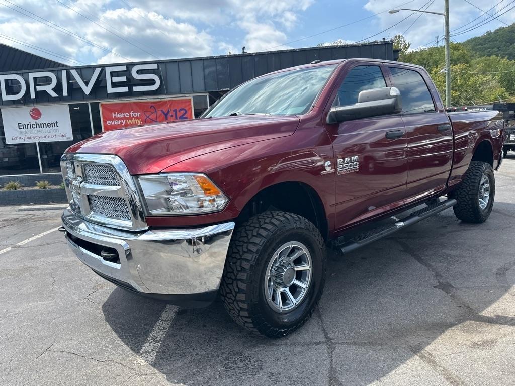 RAM 2500 Tradesman 4x4 Crew Cab 6'4" Box 2018