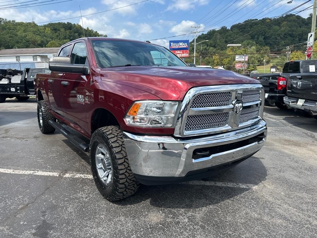 RAM 2500 Tradesman 4x4 Crew Cab 6'4" Box 2018