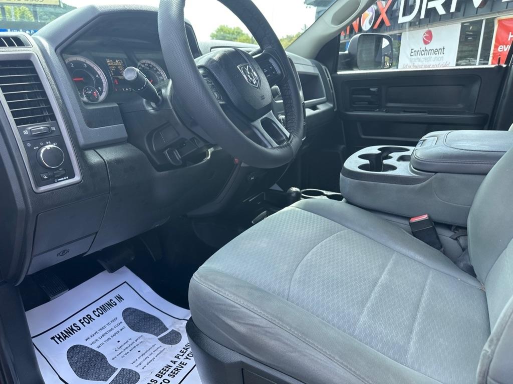 RAM 2500 Tradesman 4x4 Crew Cab 6'4" Box 2018