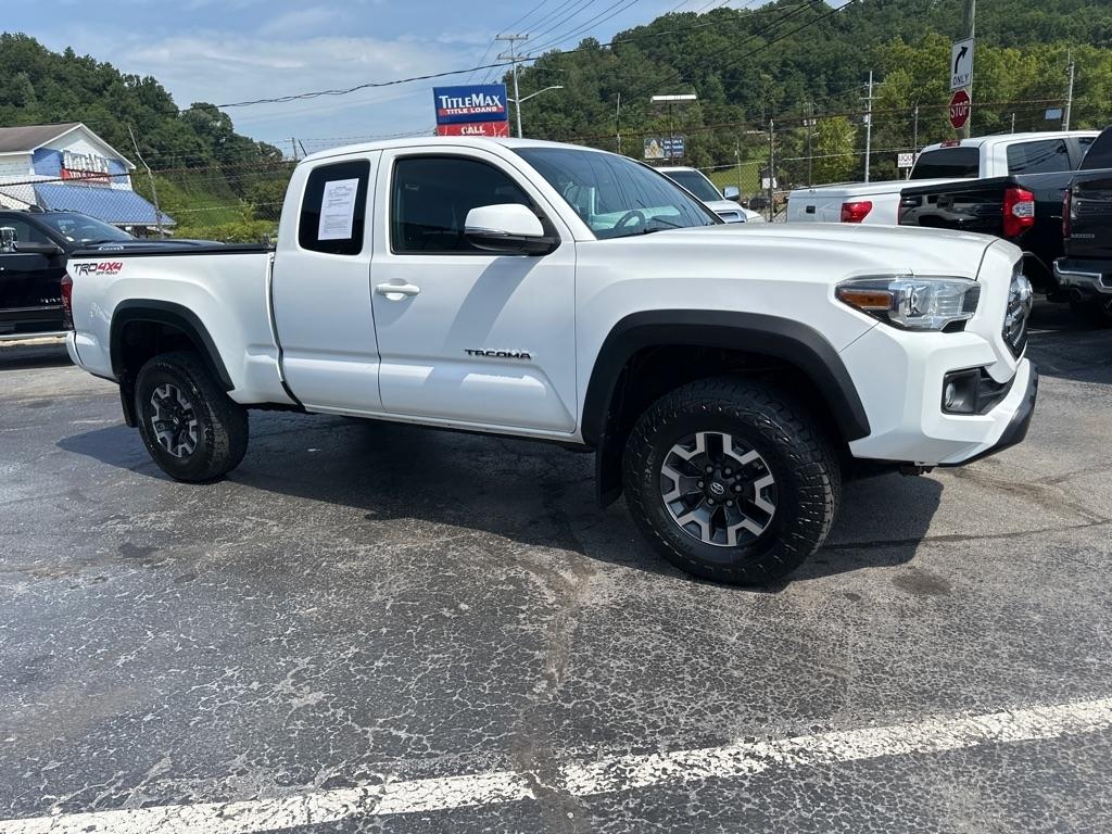 Toyota Tacoma 4WD Access Cab V6 AT TRD Off Road (Natl) 2016