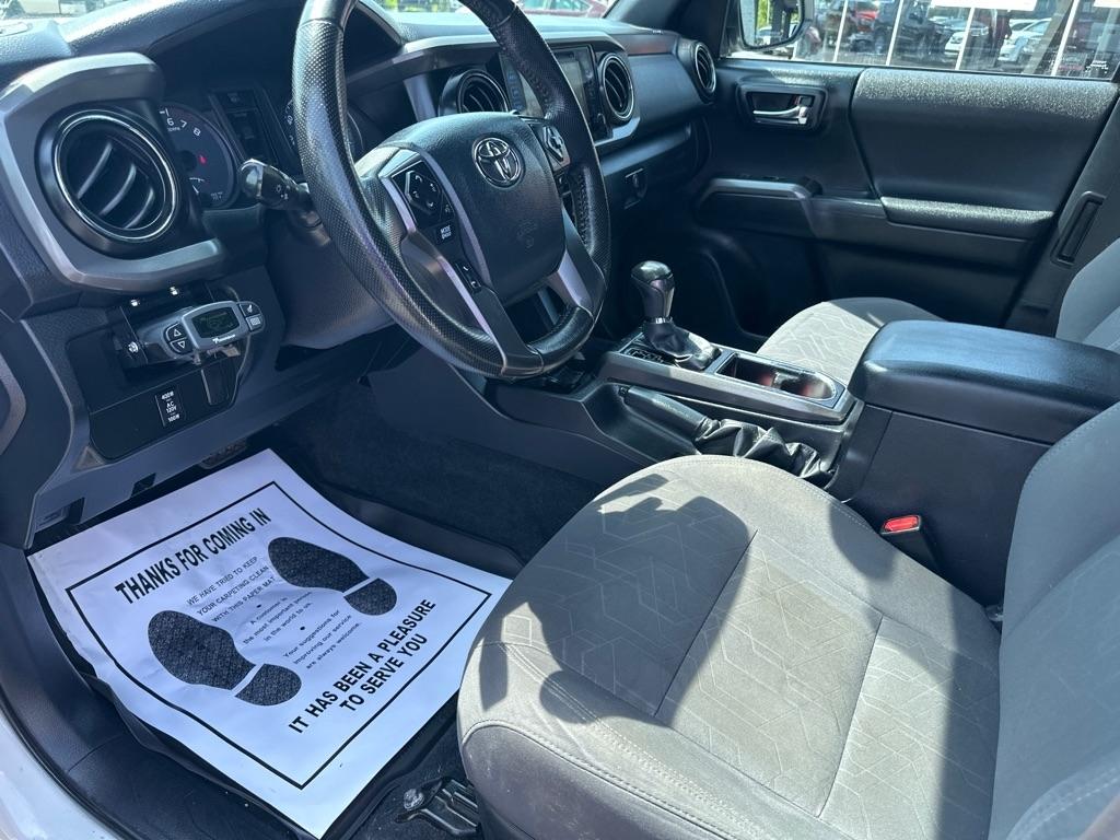 Toyota Tacoma 4WD Access Cab V6 AT TRD Off Road (Natl) 2016