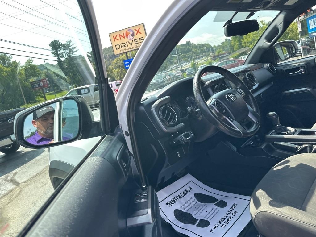 Toyota Tacoma 4WD Access Cab V6 AT TRD Off Road (Natl) 2016