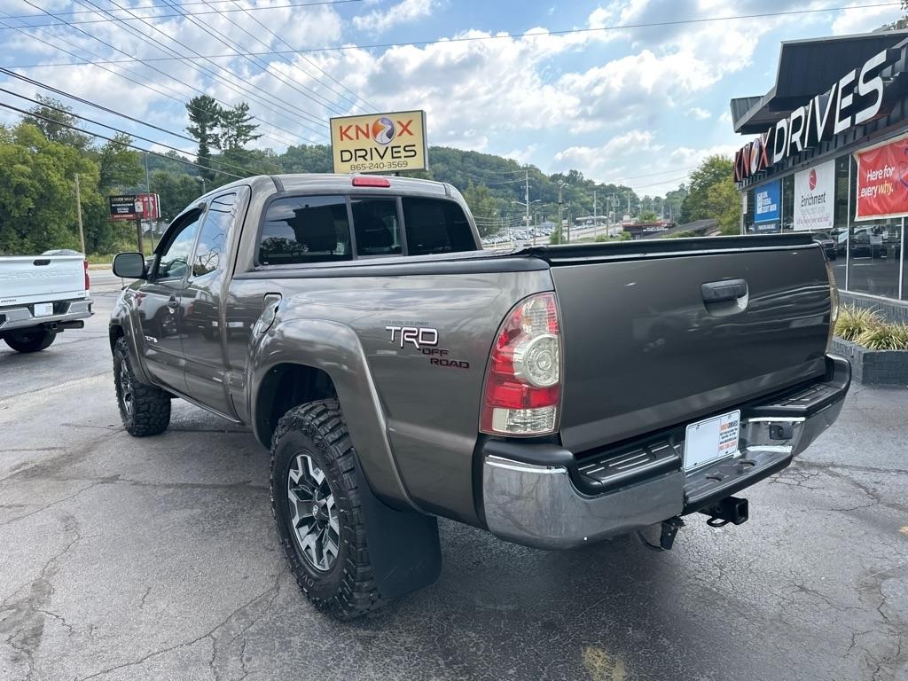 Toyota Tacoma 4WD Access V6 MT (Natl) 2009