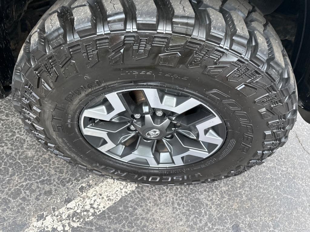 Toyota Tacoma 4WD Access V6 MT (Natl) 2009