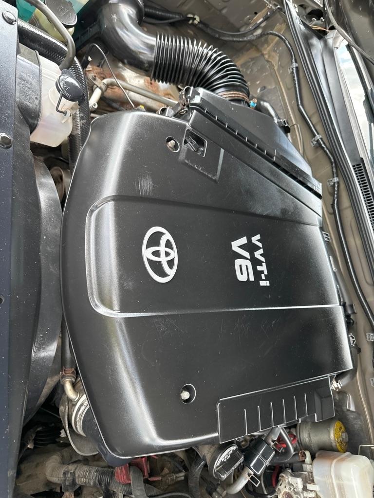 Toyota Tacoma 4WD Access V6 MT (Natl) 2009