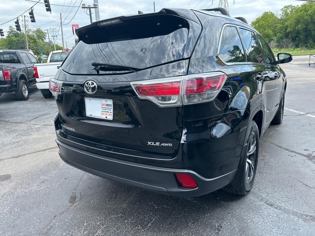 Toyota Highlander AWD 4dr V6 XLE (Natl) 2016
