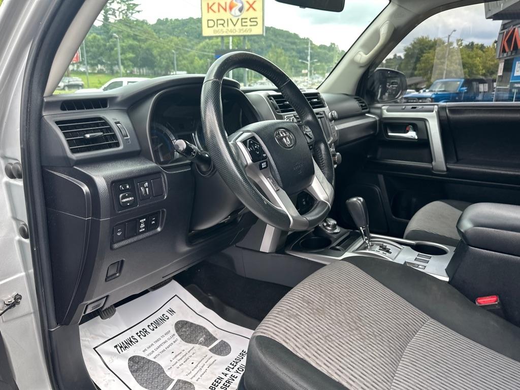 Toyota 4Runner 4WD 4dr V6 Trail Premium (Natl) 2016