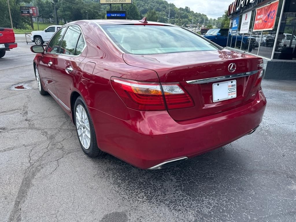 Lexus LS 460 4dr Sdn AWD 2011