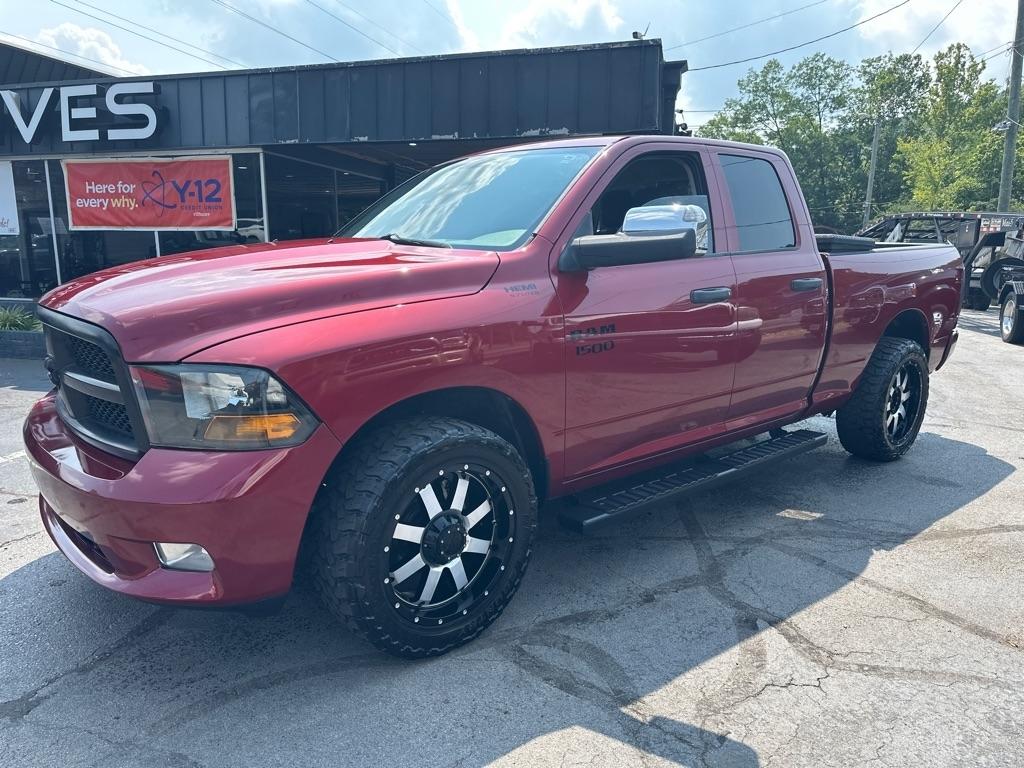 2012 Dodge 1500 2WD Quad Cab 140.5" Express