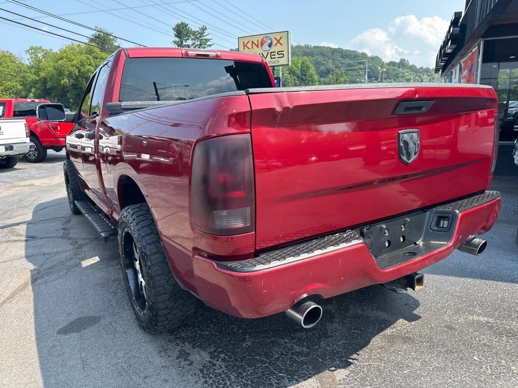 Dodge 1500 2WD Quad Cab 140.5" Express 2012