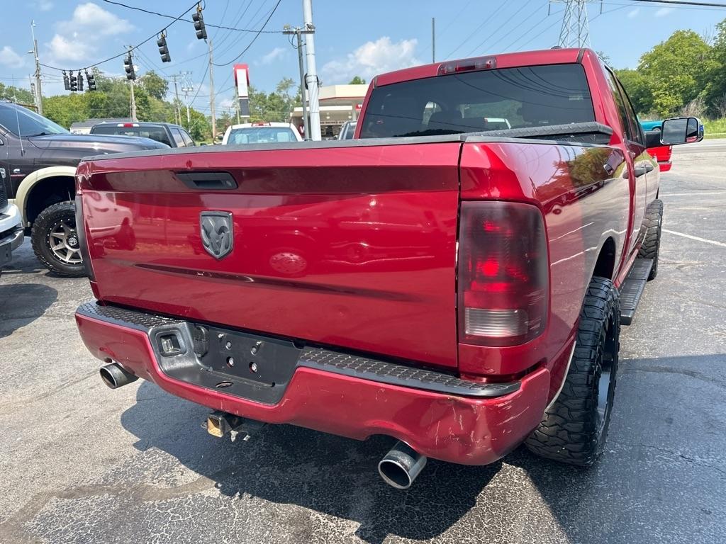 Dodge 1500 2WD Quad Cab 140.5" Express 2012