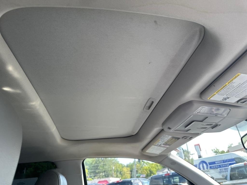 Toyota Tundra 4WD Truck CrewMax 5.7L V8 6-Spd AT LTD (Natl) 2014