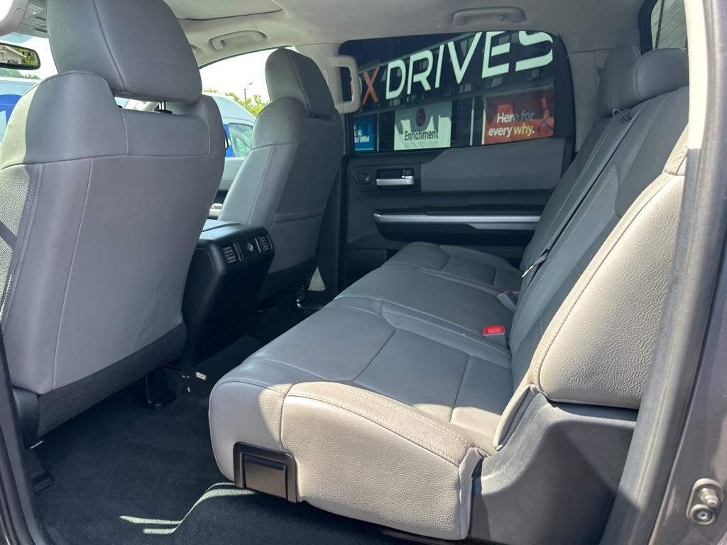 Toyota Tundra 4WD Truck CrewMax 5.7L V8 6-Spd AT LTD (Natl) 2014