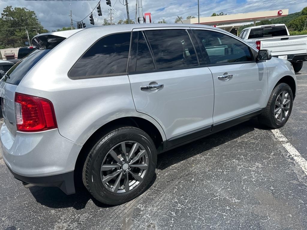 Ford Edge 4dr SEL FWD 2011
