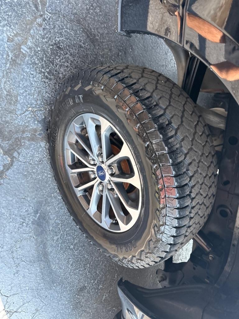 Ford F-150 4WD SuperCrew 145" King Ranch 2016