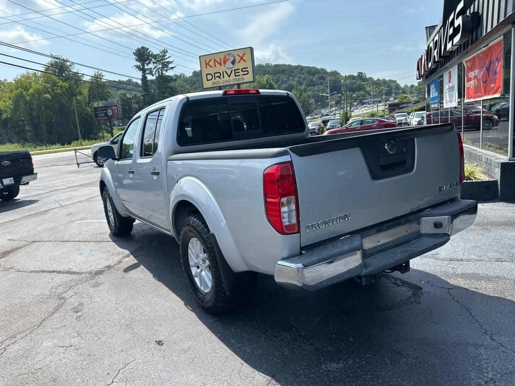 Nissan Frontier Crew Cab 4x4 SV V6 Auto 2018