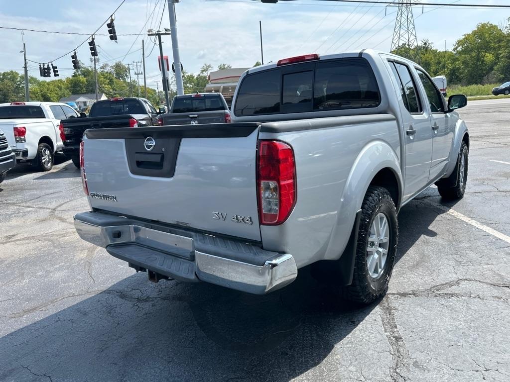 Nissan Frontier Crew Cab 4x4 SV V6 Auto 2018