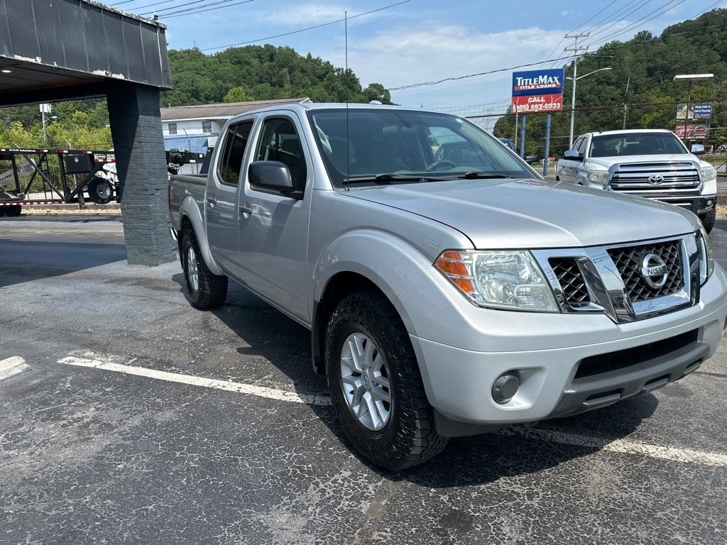 Nissan Frontier Crew Cab 4x4 SV V6 Auto 2018