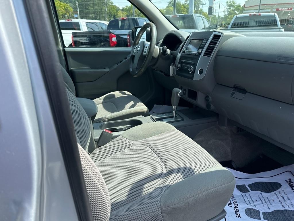 Nissan Frontier Crew Cab 4x4 SV V6 Auto 2018