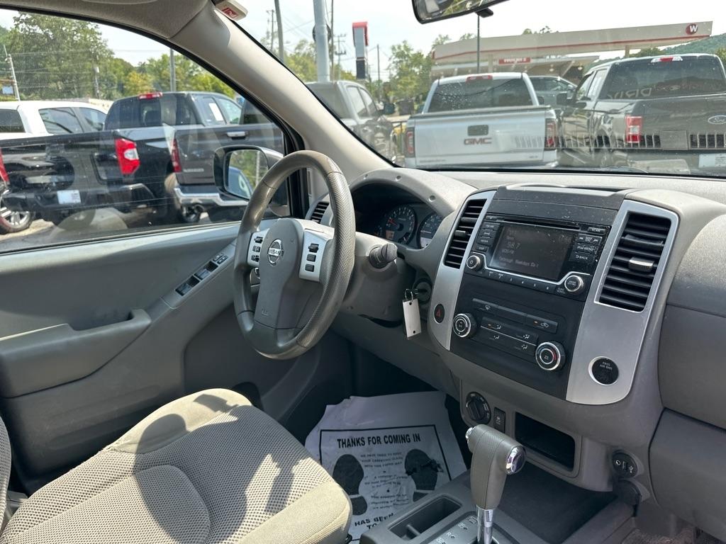 Nissan Frontier Crew Cab 4x4 SV V6 Auto 2018