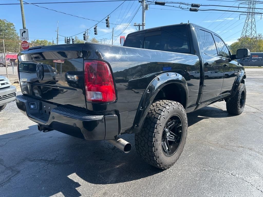 Dodge 3500 4WD Crew Cab 149" Laramie 2012