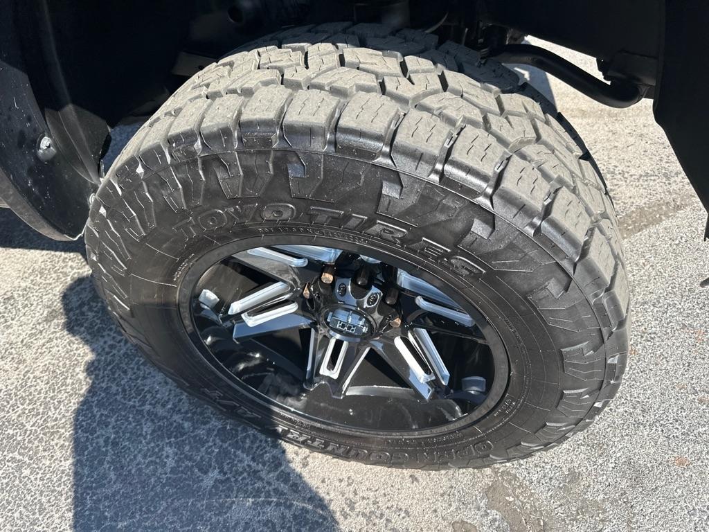 Dodge 3500 4WD Crew Cab 149" Laramie 2012