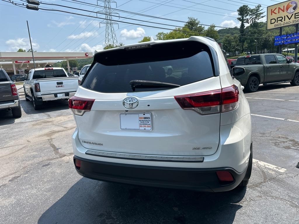 Toyota Highlander XLE V6 AWD (Natl) 2019