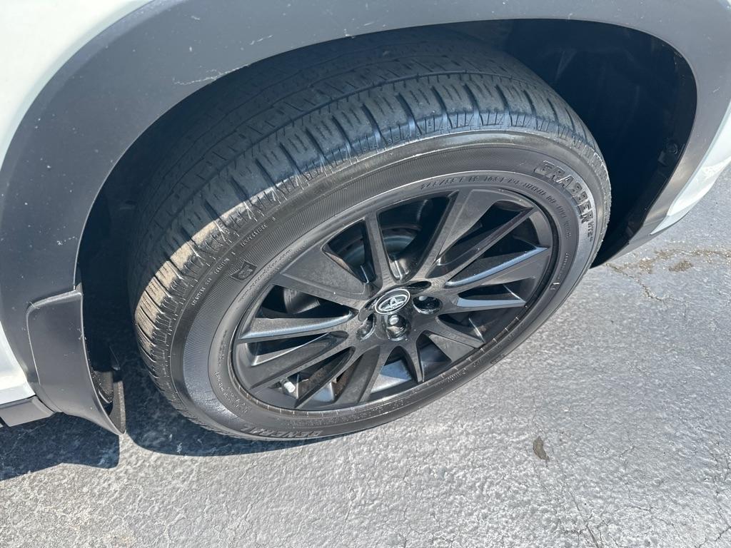 Toyota Highlander XLE V6 AWD (Natl) 2019