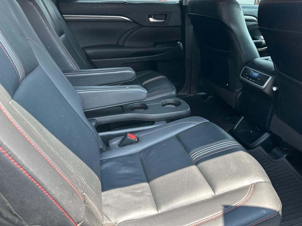 Toyota Highlander XLE V6 AWD (Natl) 2019